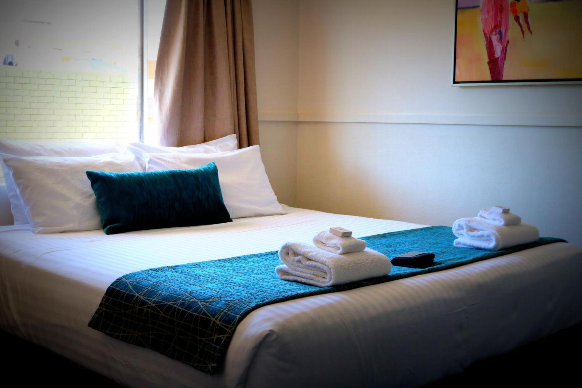 The Commercial Motel