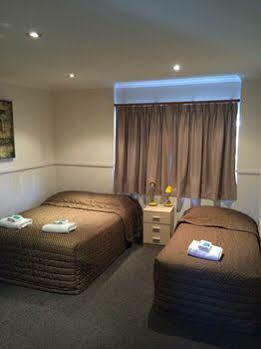 The Commercial Motel Chinchilla